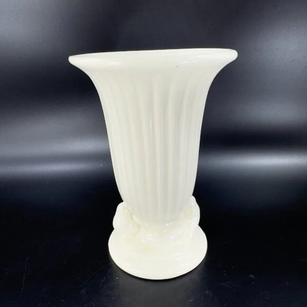 Vintage Art Deco Haeger Dove Vase 1940s White Glaze Ceramic Love Birds Decor VTG